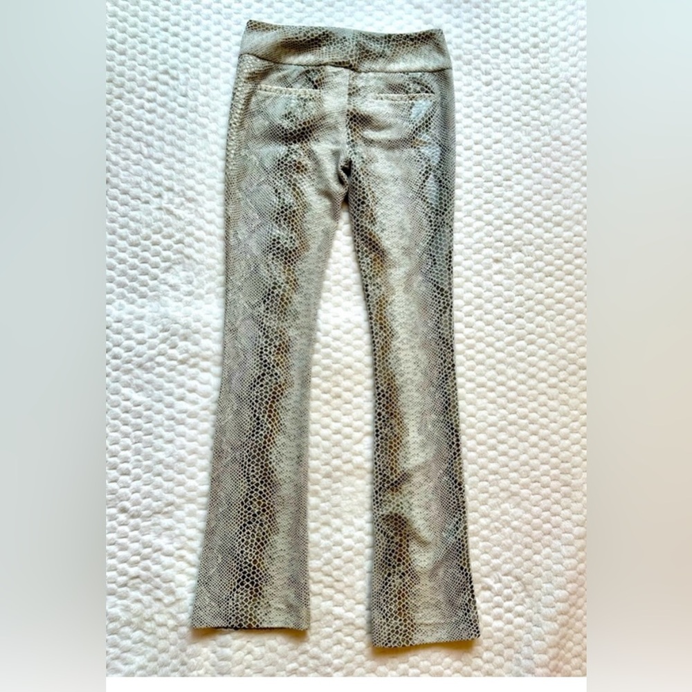 Alice + Olivia Women’s Snakeskin Pants size 2 - Picture 2 of 8